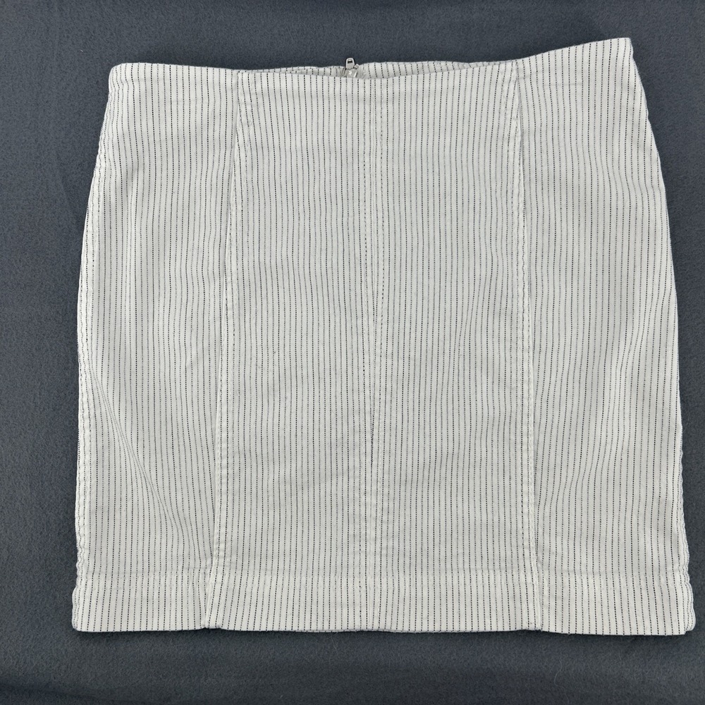 Free People Mini Skirt Women's 6 Juniors Small Off White Black Stripes
